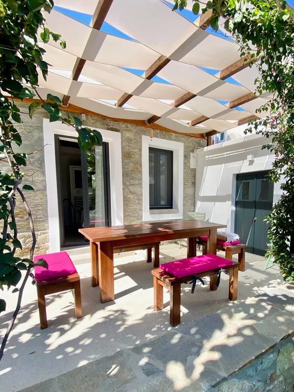 Svolis Townhouse